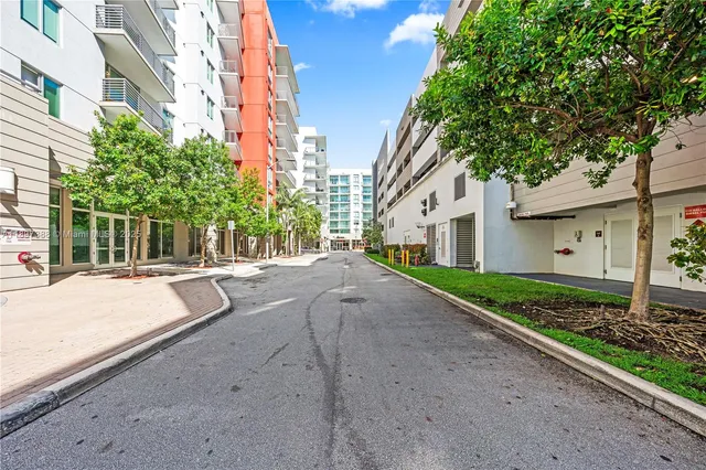 $345,000 | 7751 Northwest 107th Avenue, Unit 422, Doral, FL 33178