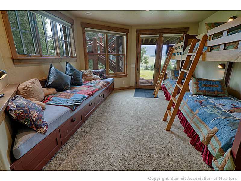 2550 Hunter's Knob Road Silverthorne, CO 80498 - Photo 16 of 25 Bedroom.