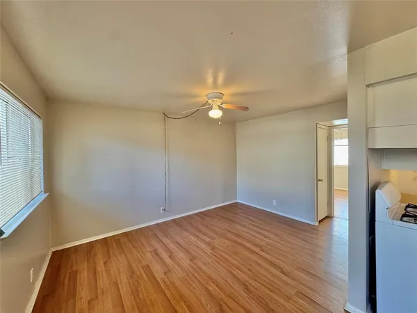 $950 | 1005 West Hickory Street, Unit W9, Denton, TX 76201