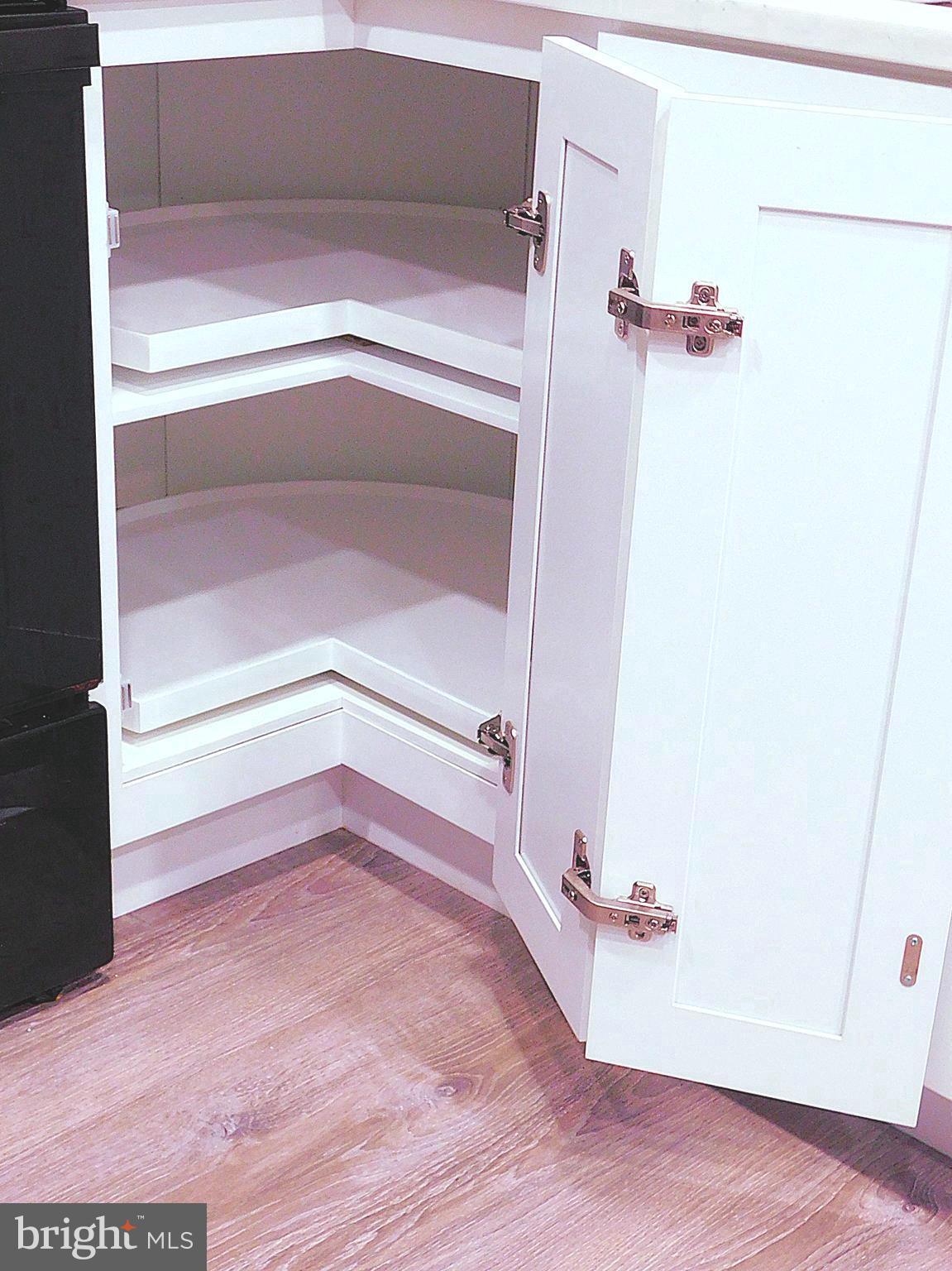 2241 Cartwright Place Reston, VA 20191 - Photo 15 of 40 Lazy Susan does all the work at corner cabinet