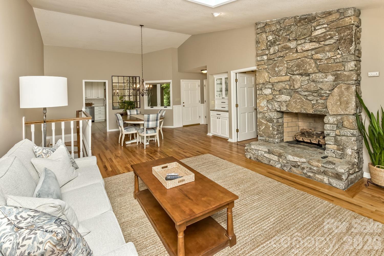 9 Ridge Terrace Asheville, NC 28804 - Photo 2 of 32