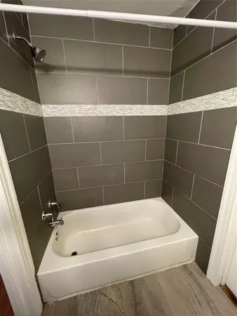 $2,700 | 819 East 31st Street, Austin, TX 78705