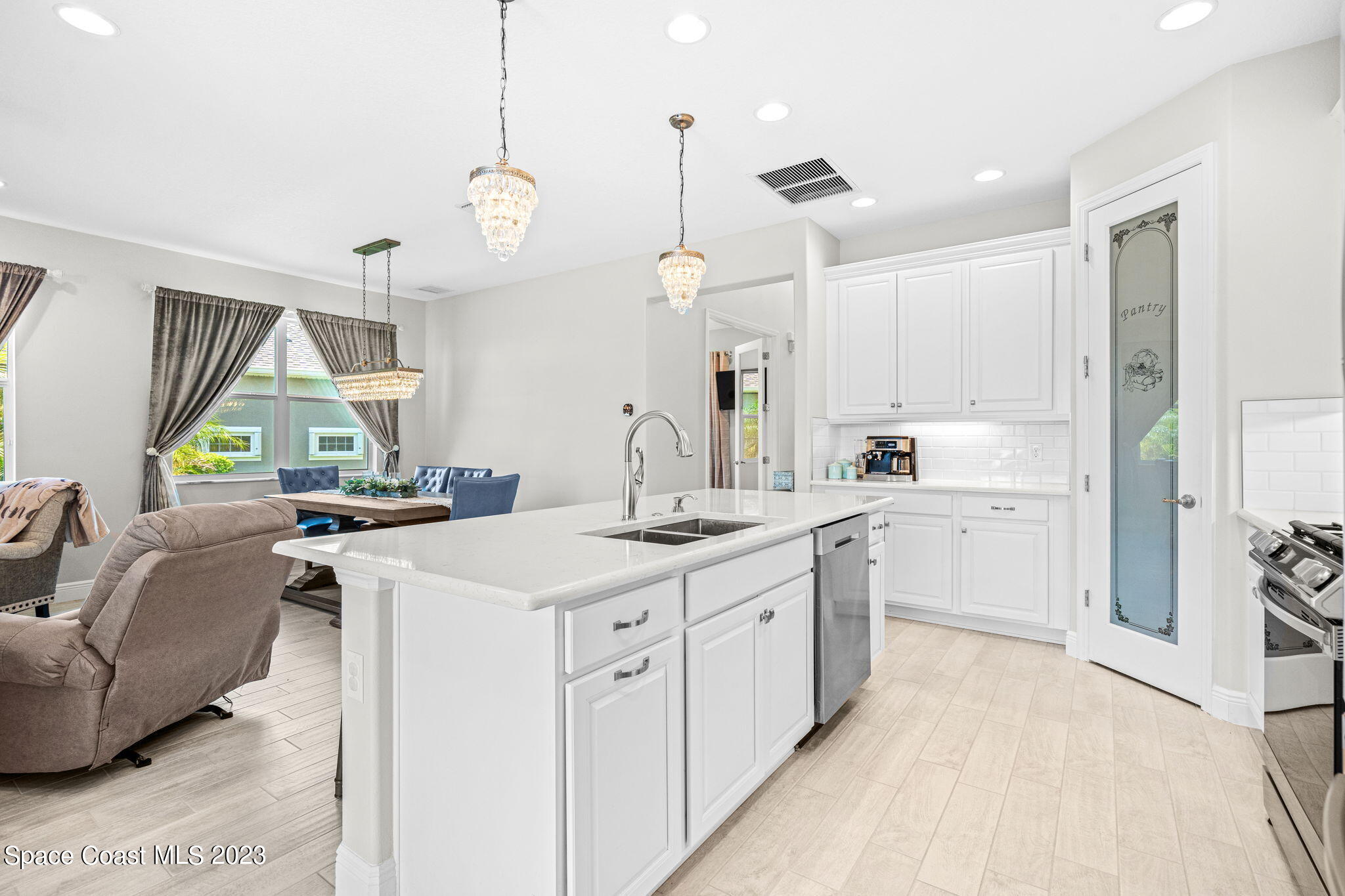 3195 Hummingbird Way Melbourne, FL 32940 - Photo 6 of 28 3195 Hummingbird - 12