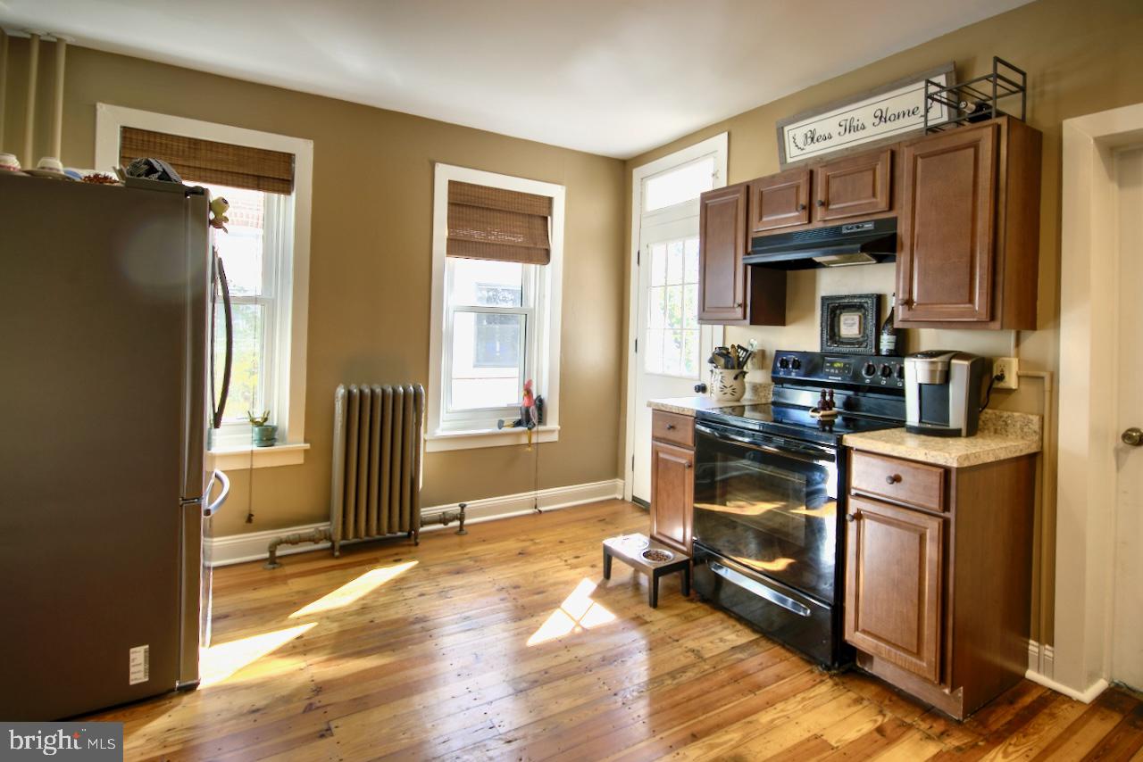 52 North 3rd Street Emmaus, PA 18049 - Photo 7 of 17 Gallery Image 7