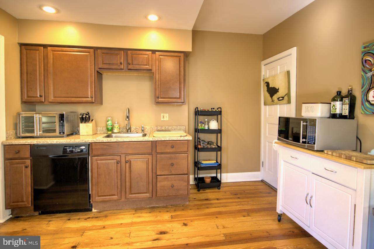 52 North 3rd Street Emmaus, PA 18049 - Photo 8 of 17 Gallery Image 8