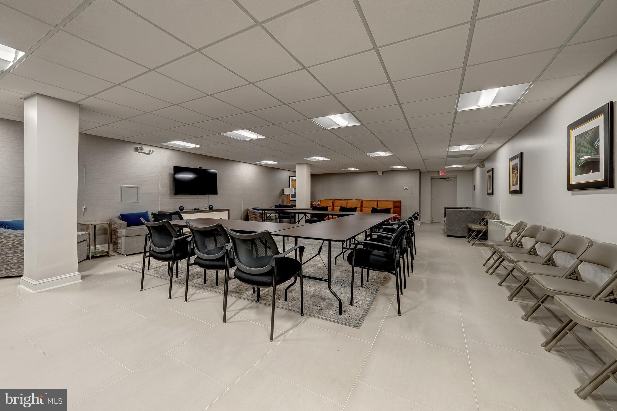 1200 North Nash Street, Unit 549 Arlington, VA 22209 - Photo 55 of 70 Building community room