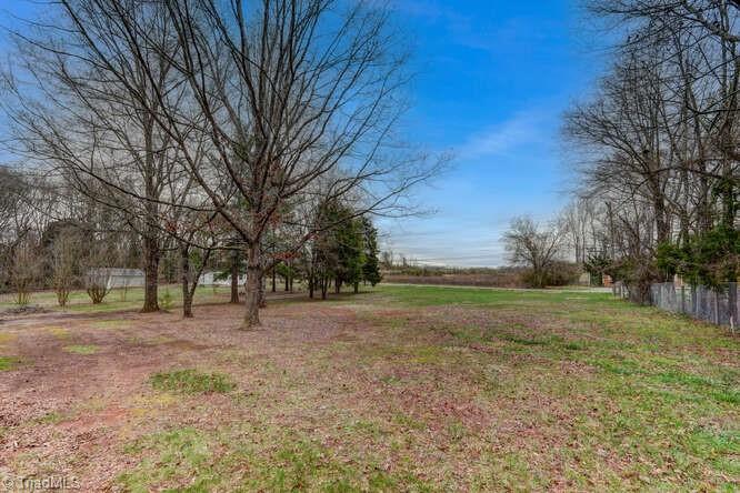 831 Wiley Lewis Road Greensboro, NC 27406 - Photo 2 of 20 Front view