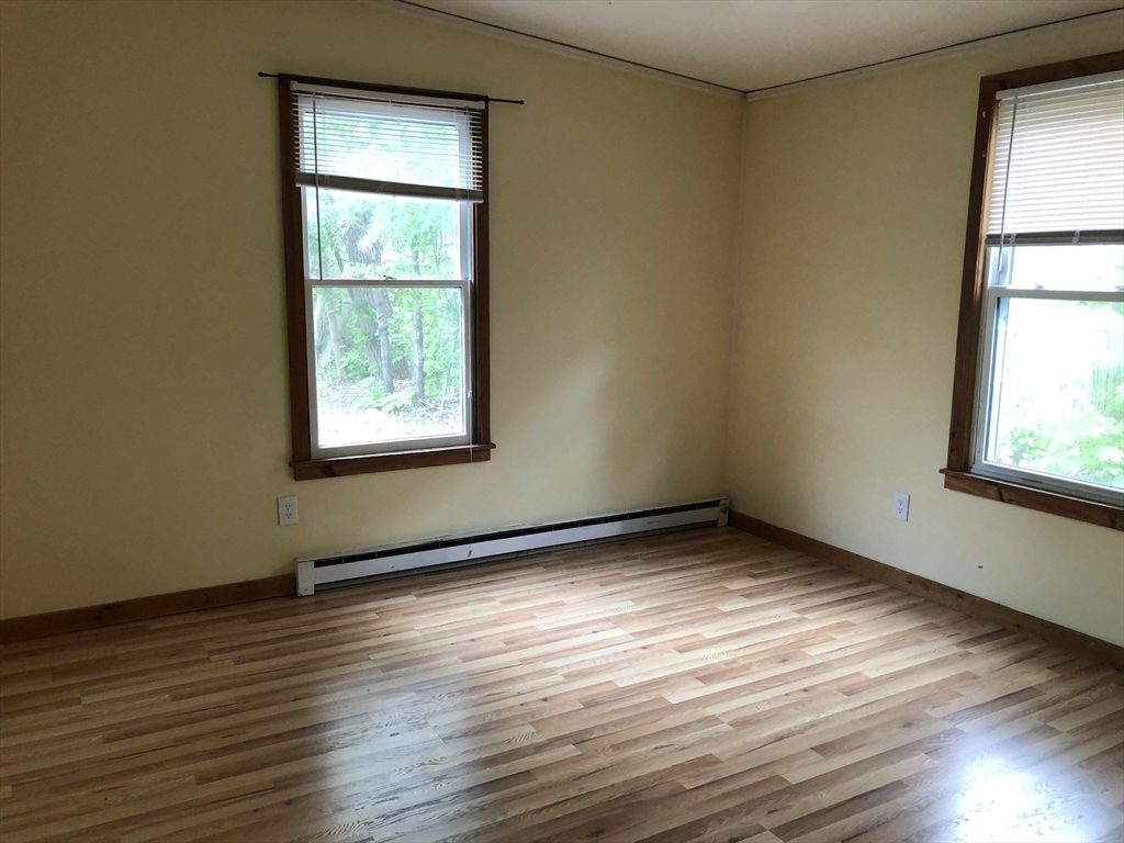 711 Main Street, Unit 1 Amherst, MA 01002 - Photo 2 of 8