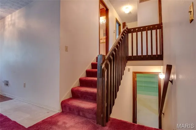 $330,000 | 23850 Green Acres Road, Dow, IL 62022