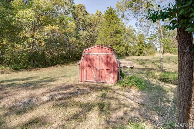 $330,000 | 23850 Green Acres Road, Dow, IL 62022