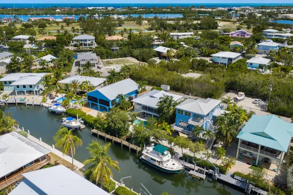 $1,195,000 | 105 Santa Barbara, Marathon, FL 33050