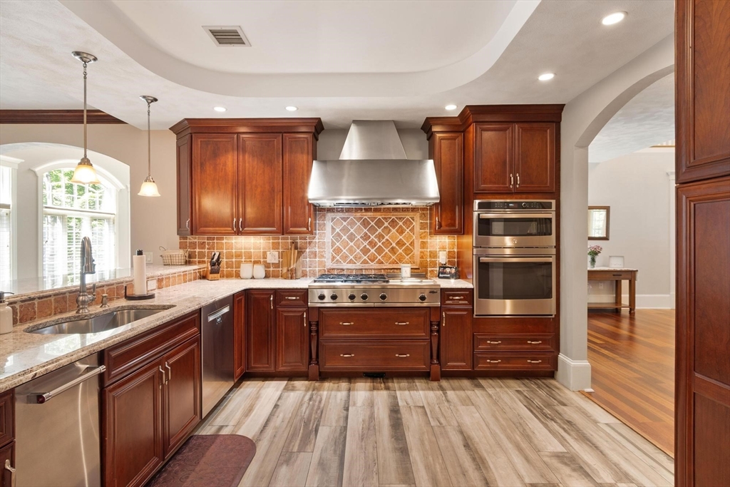24 Mill Road Wilmington, MA 01887 - Photo 3 of 42
