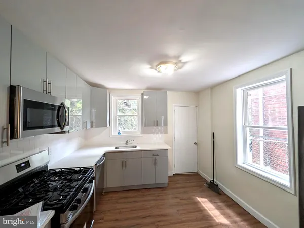 $1,700 | 5609 Walton Avenue, Philadelphia, PA 19143