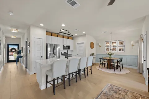 $299,800 | 12425 Ostrich Trail, Manor, TX 78653