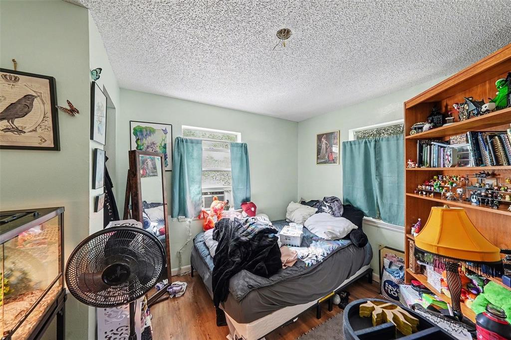 209 Dennison Road Lutz, FL 33549 - Photo 12 of 35