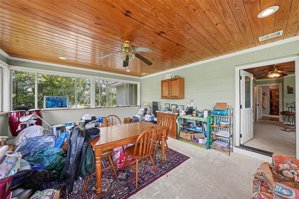 209 Dennison Road Lutz, FL 33549 - Photo 24 of 35