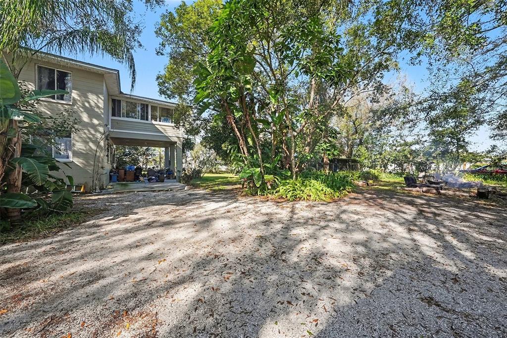 209 Dennison Road Lutz, FL 33549 - Photo 29 of 35