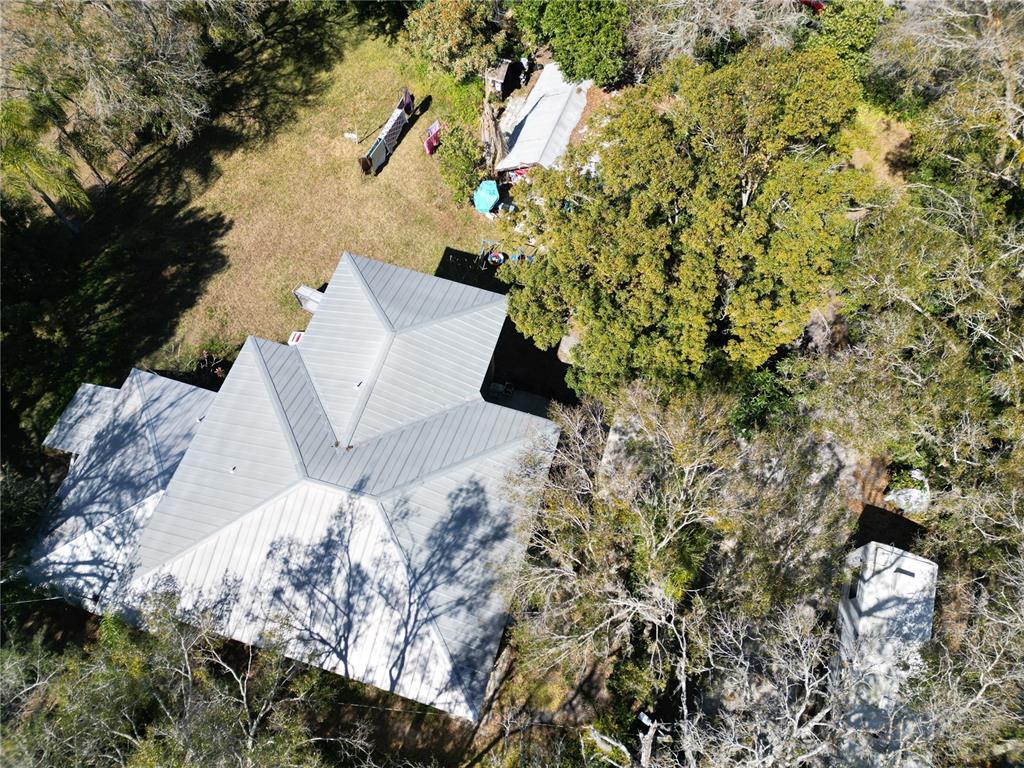 209 Dennison Road Lutz, FL 33549 - Photo 33 of 35