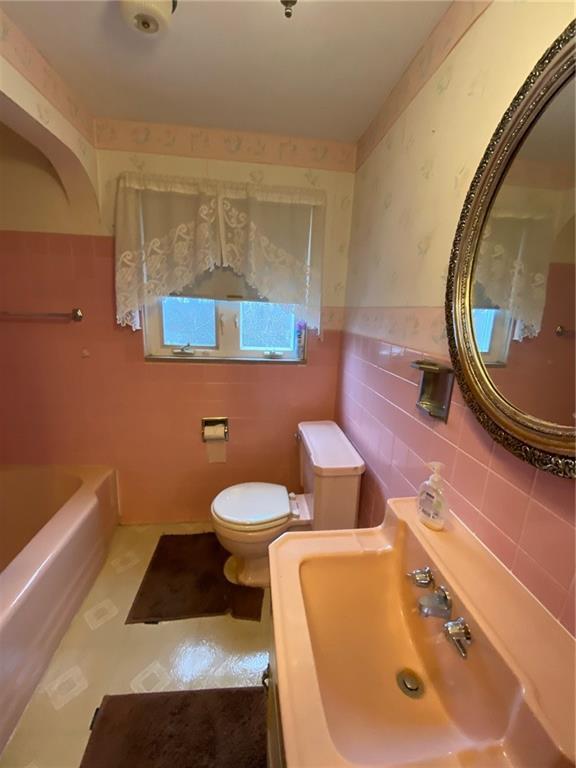 153 Duff Road Pittsburgh, PA 15235 - Photo 24 of 24 Gallery Image 24