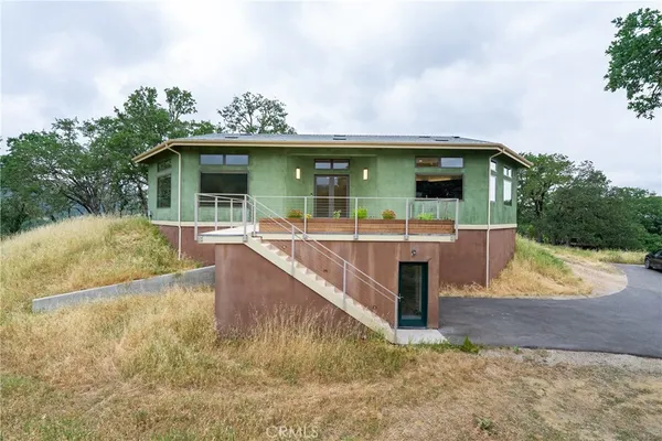 $1,235,000 | 8140 Castenada Lane, Atascadero, CA 93422
