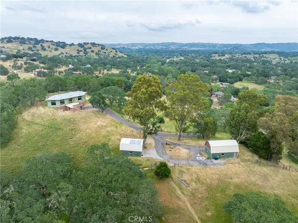 $1,235,000 | 8140 Castenada Lane, Atascadero, CA 93422