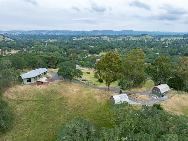 $1,235,000 | 8140 Castenada Lane, Atascadero, CA 93422