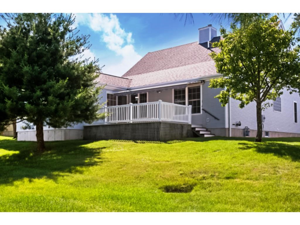 30 Hampton Meadows, Unit 30 Hampton, NH 03842 - Photo 2 of 27 Gallery Image 2
