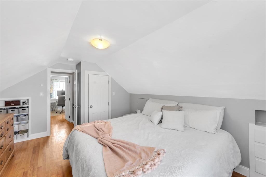 52 Badger Road Boston, MA 02136 - Photo 15 of 24 Gallery Image 15