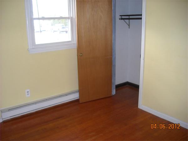 165 Fiberloid Street Springfield, MA 01151 - Photo 8 of 12 Gallery Image 8