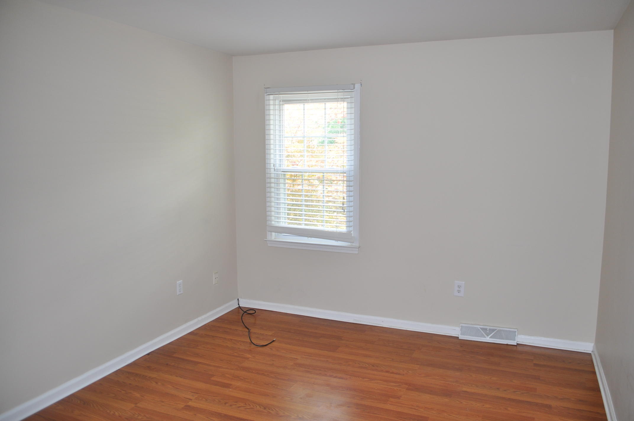 6111 Burnham Road Roanoke, VA 24018 - Photo 14 of 14 DSC_0649