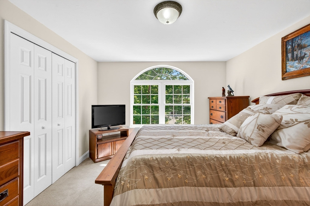 176 Robbs Hill Road Lunenburg, MA 01462 - Photo 29 of 41 Gallery Image 29