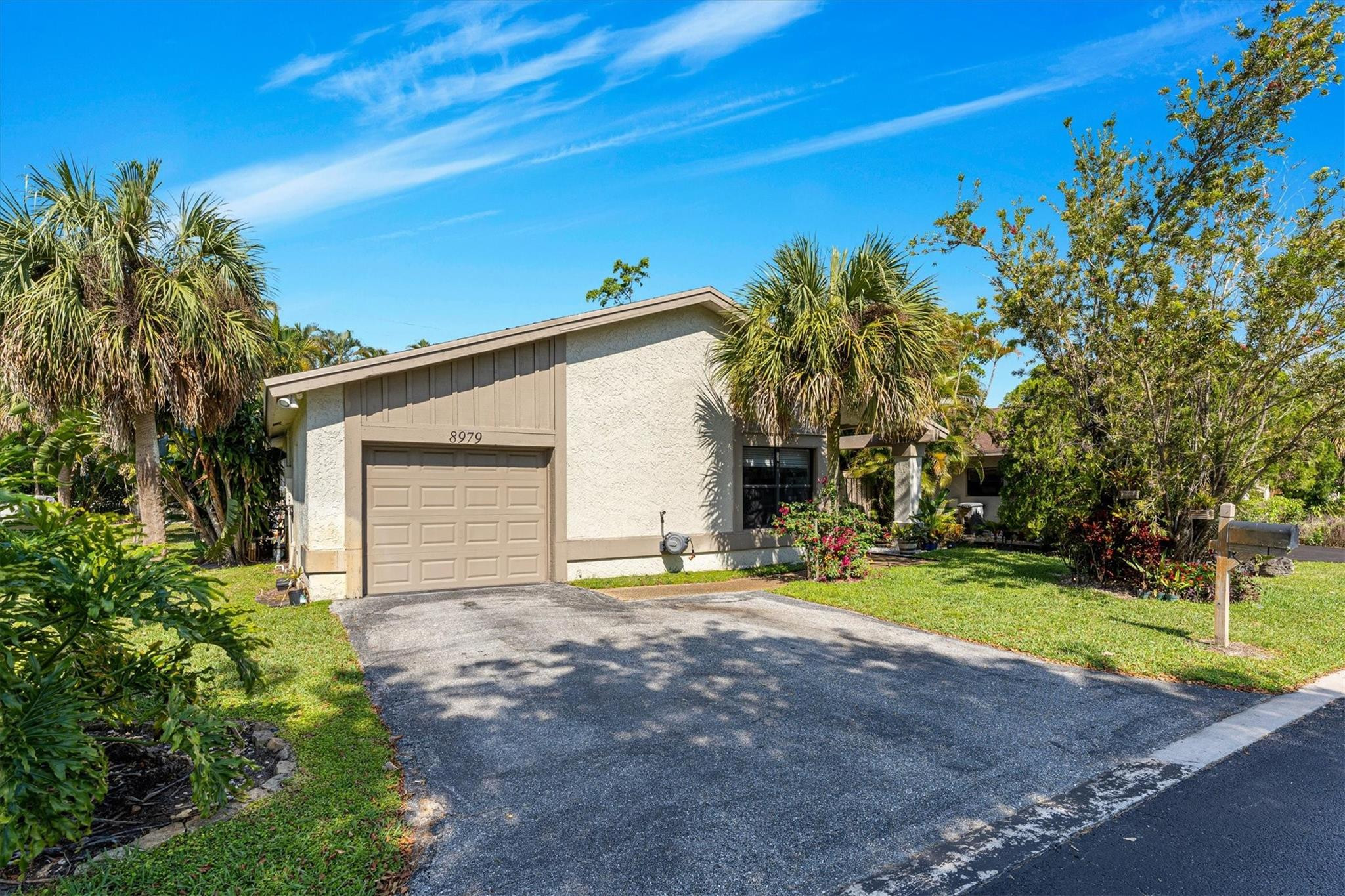 8979 Old Pine Way Boca Raton, FL 33433 - Photo 27 of 44 Photo 27