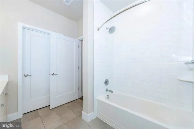 $425,000 | 502 Diamondback Drive, Unit 502, Gaithersburg, MD 20878