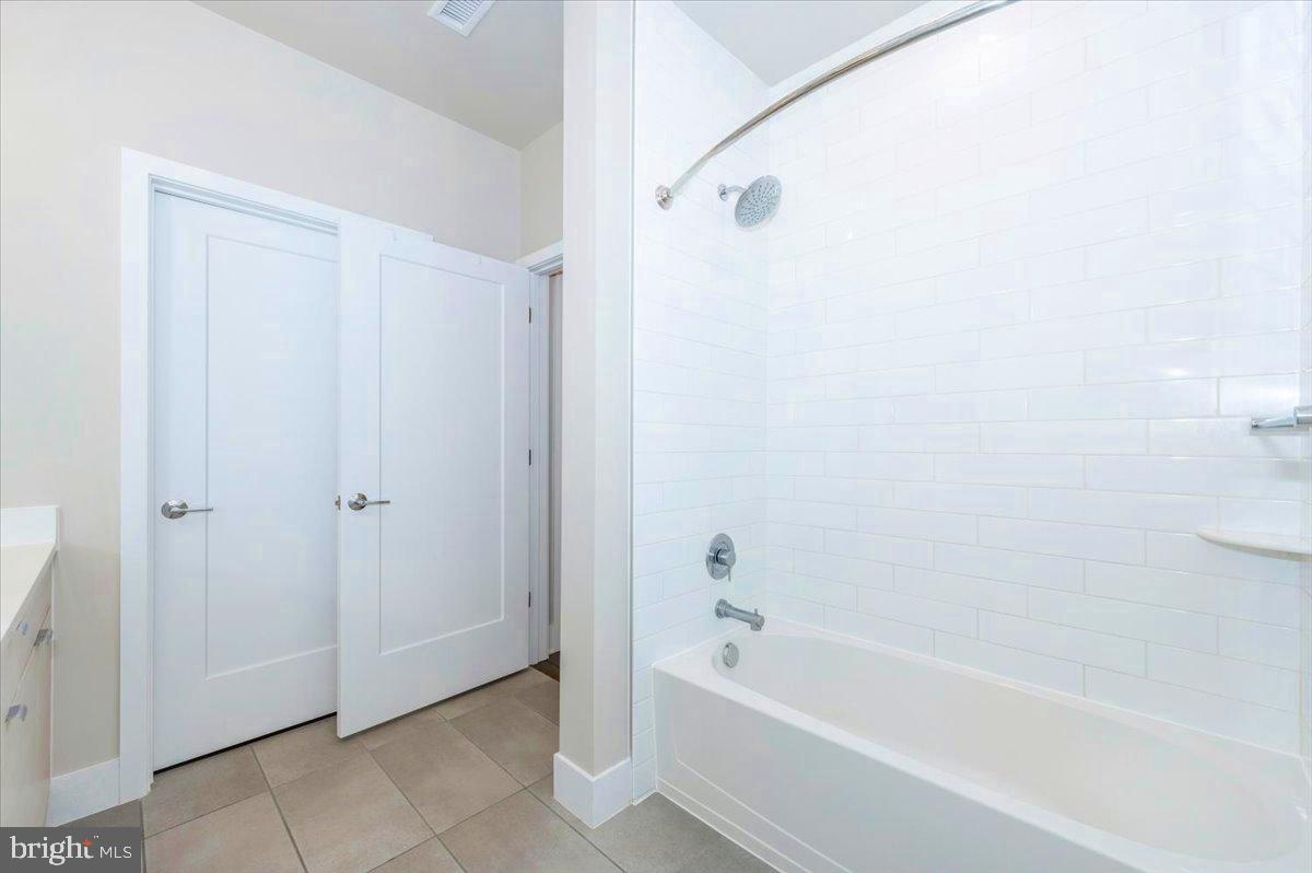 502 Diamondback Drive, Unit 502 Gaithersburg, MD 20878 - Photo 20 of 50