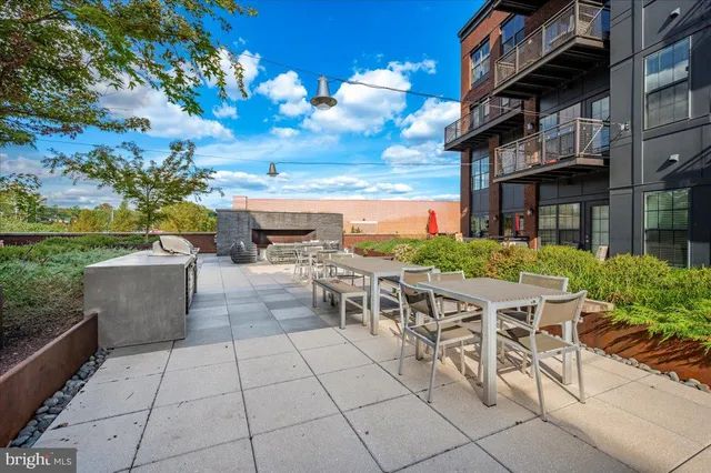 $425,000 | 502 Diamondback Drive, Unit 502, Gaithersburg, MD 20878