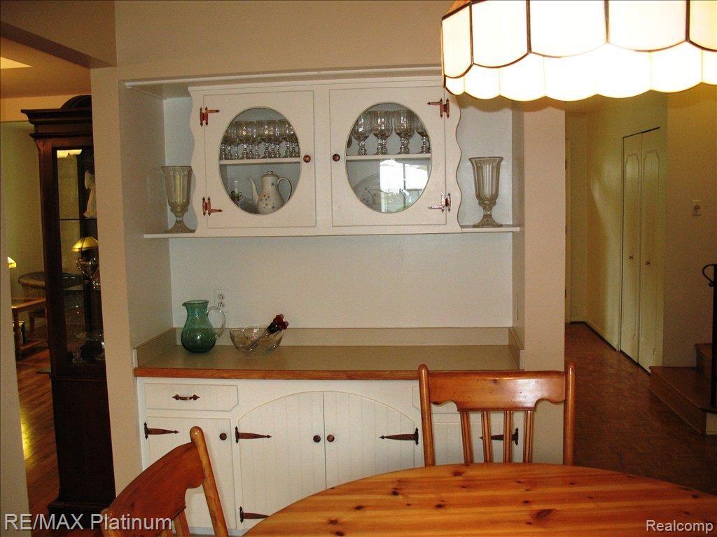 205 Prospect Street Howell, MI 48843 - Photo 7 of 21 prospect butlers pantry