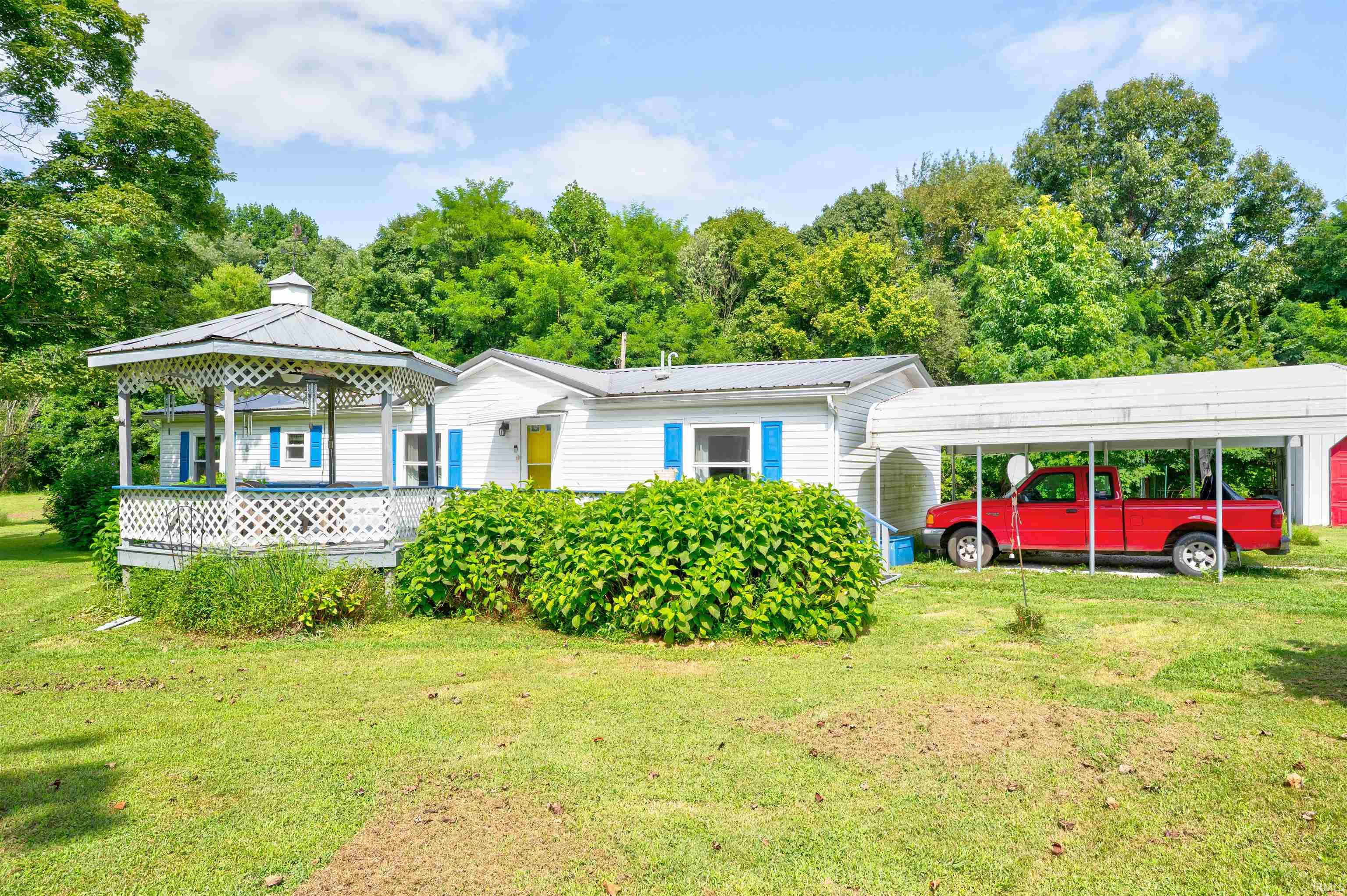 6146 Scotch Pine Road Cannelton, IN 47520 - Photo 2 of 36