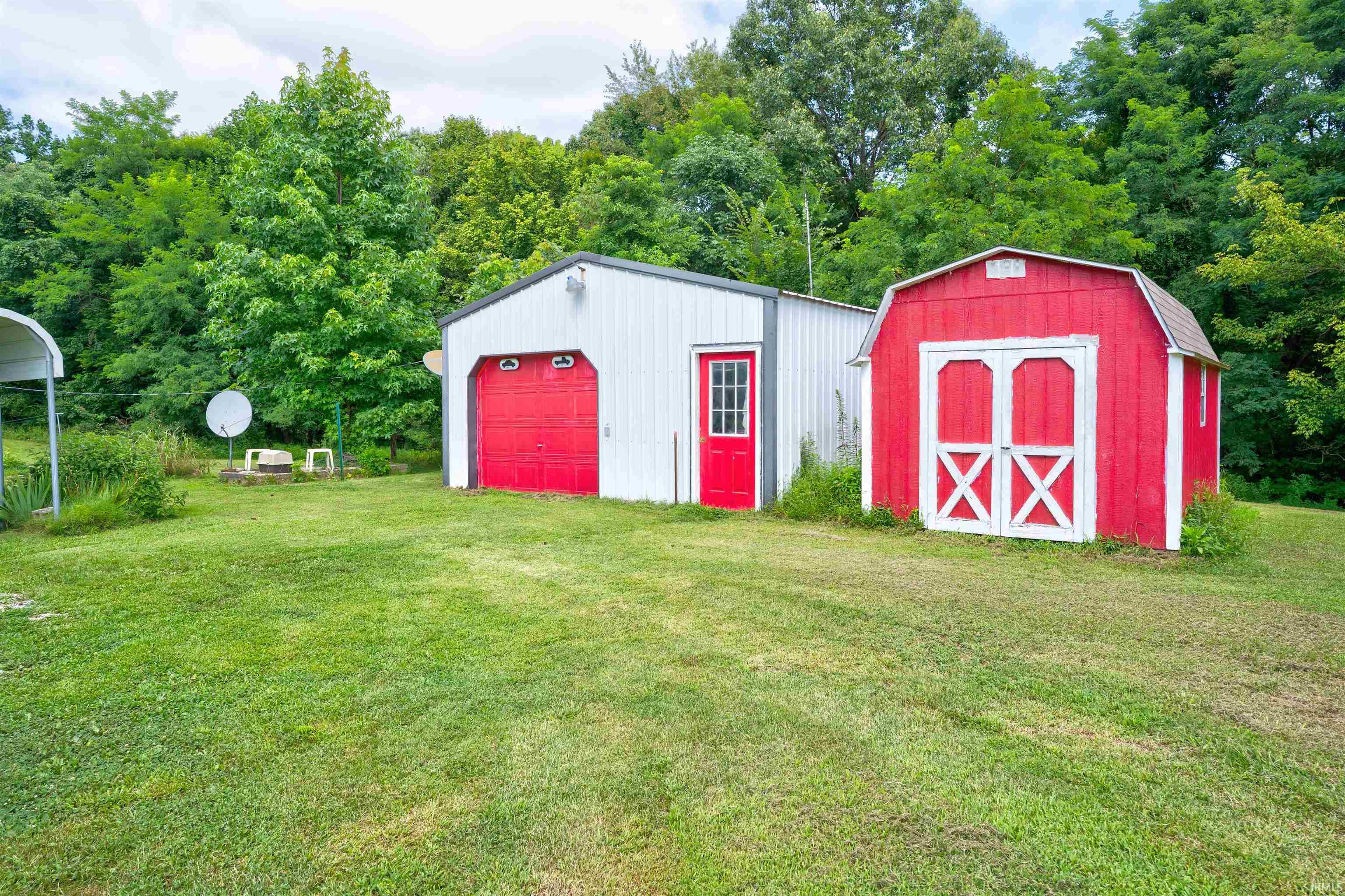 6146 Scotch Pine Road Cannelton, IN 47520 - Photo 4 of 36