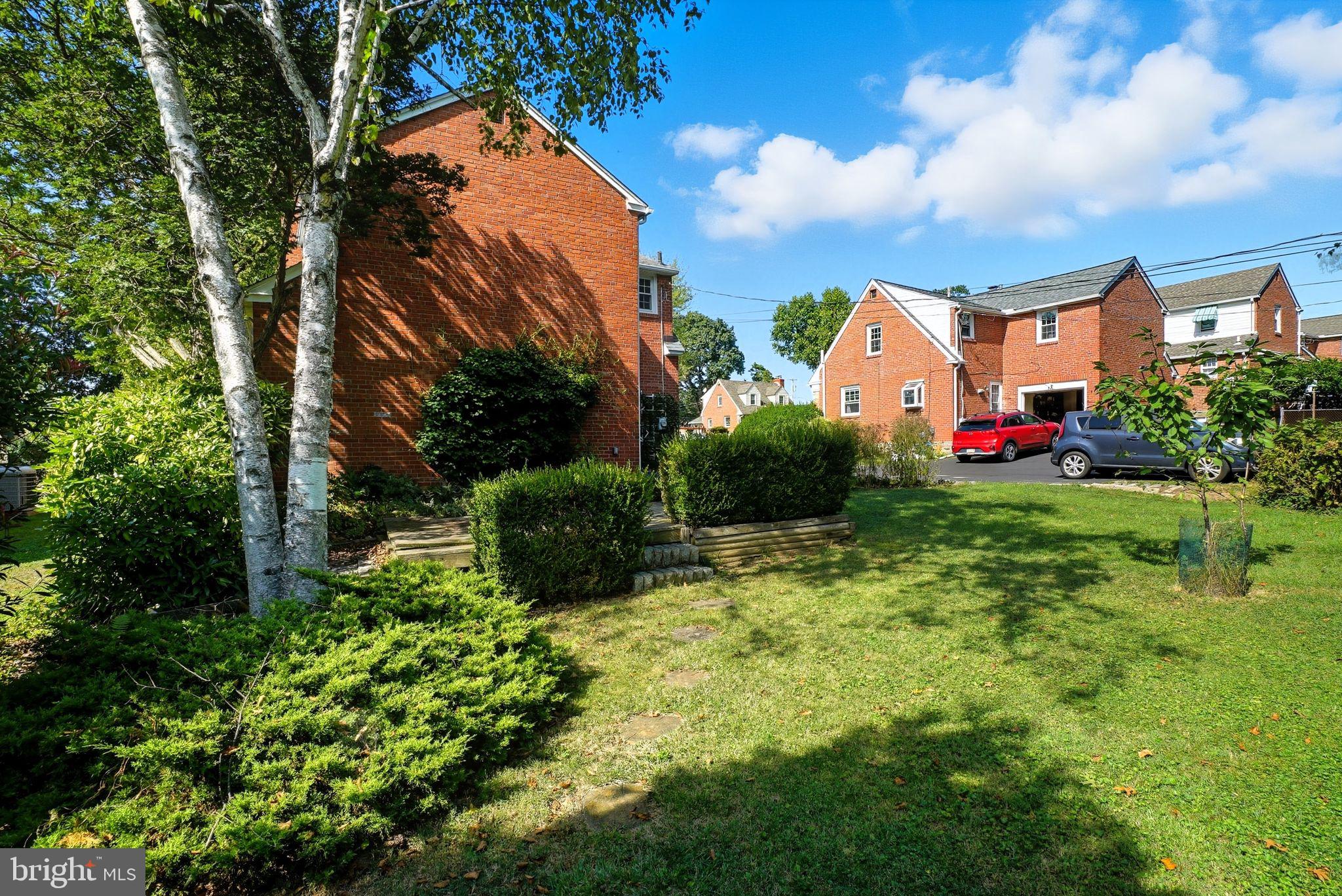 979 Edgewood Drive Springfield, PA 19064 - Photo 32 of 36 a view of yard with swimming pool and green space