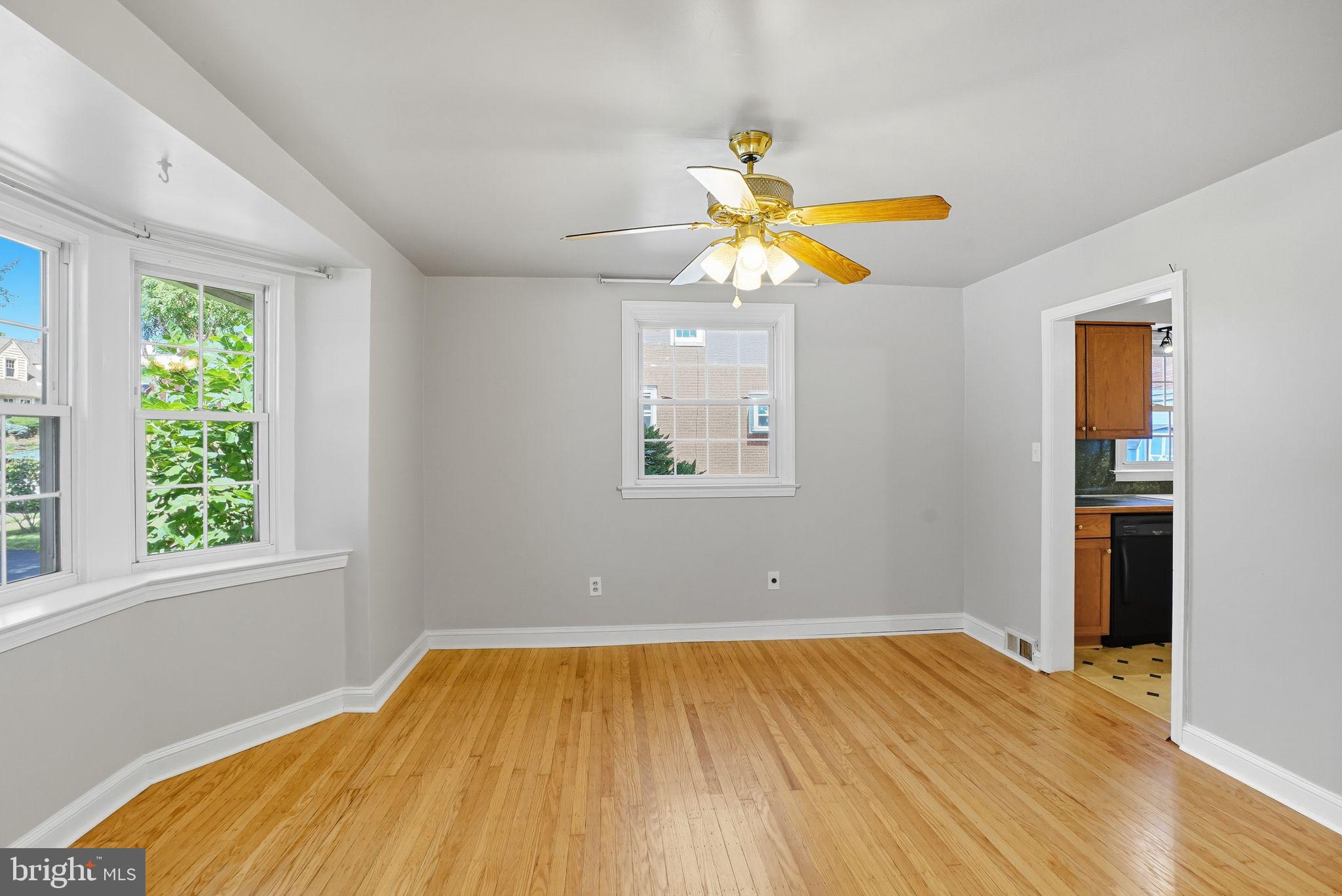 979 Edgewood Drive Springfield, PA 19064 - Photo 9 of 36 a view of a room with wooden floor and window
