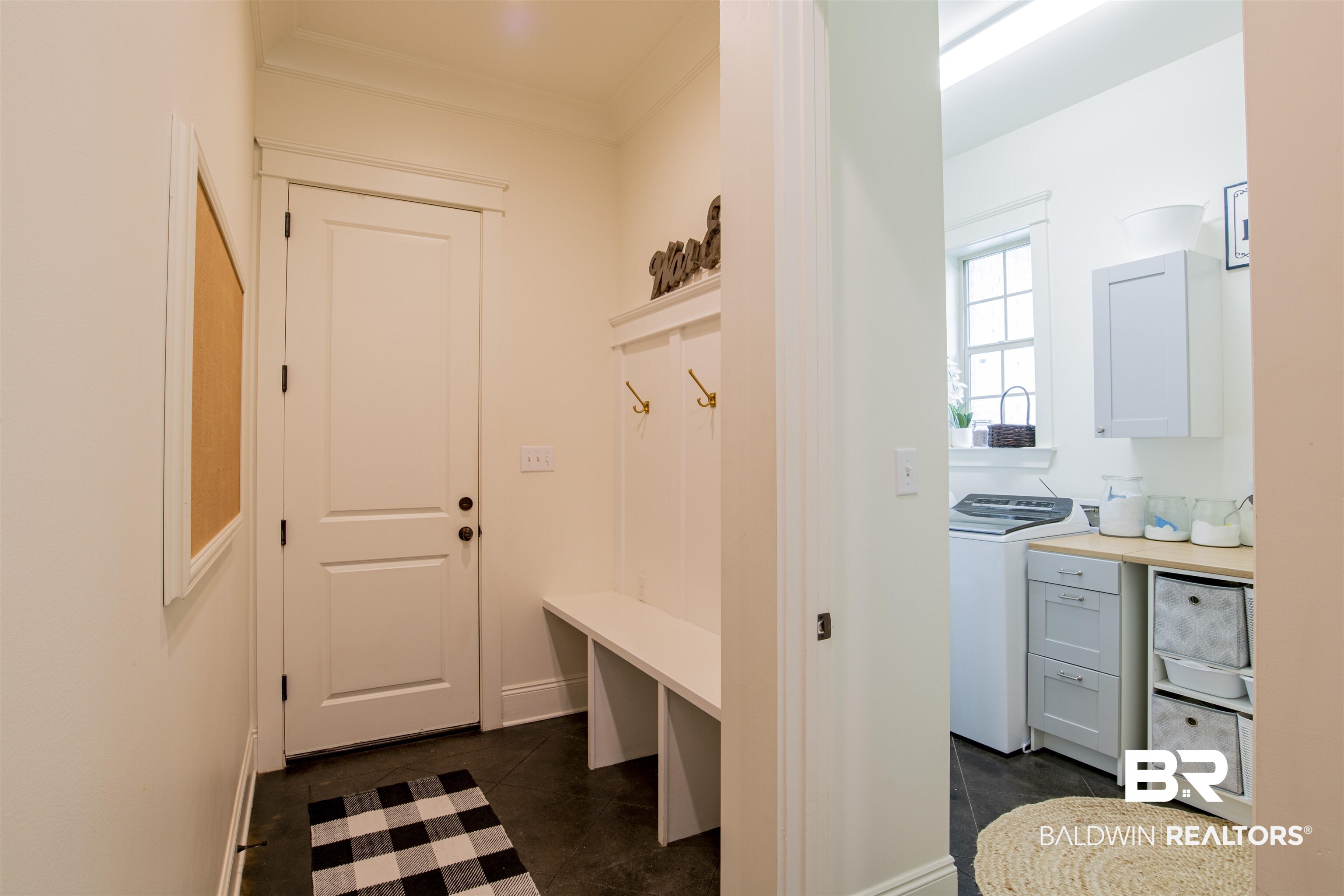 7099 Carson Lane Daphne, AL 36527 - Photo 23 of 32 mudd room