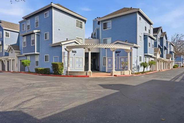 $898,000 | 607 Arcadia Terrace, Unit 204, Sunnyvale, CA 94085