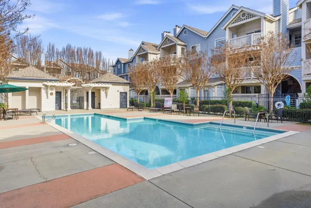 $898,000 | 607 Arcadia Terrace, Unit 204, Sunnyvale, CA 94085