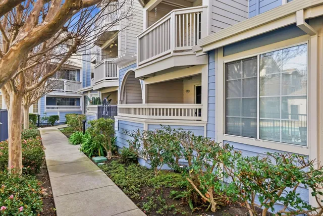 $898,000 | 607 Arcadia Terrace, Unit 204, Sunnyvale, CA 94085
