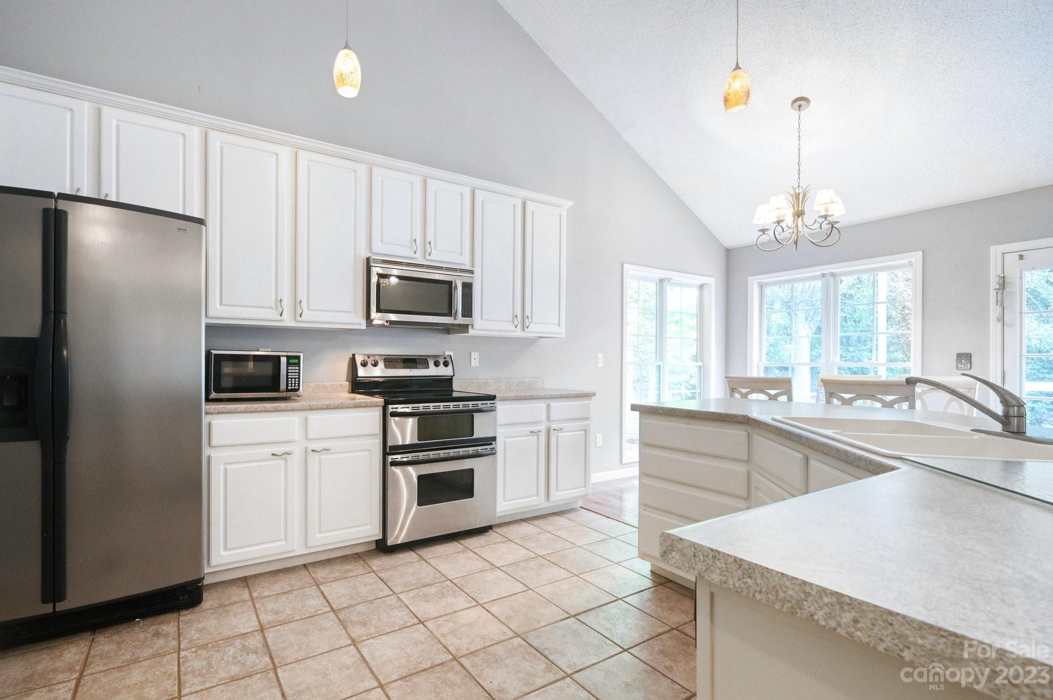 71 Mountain Ridge Lane Fletcher, NC 28732 - Photo 11 of 30 Gallery Image 11