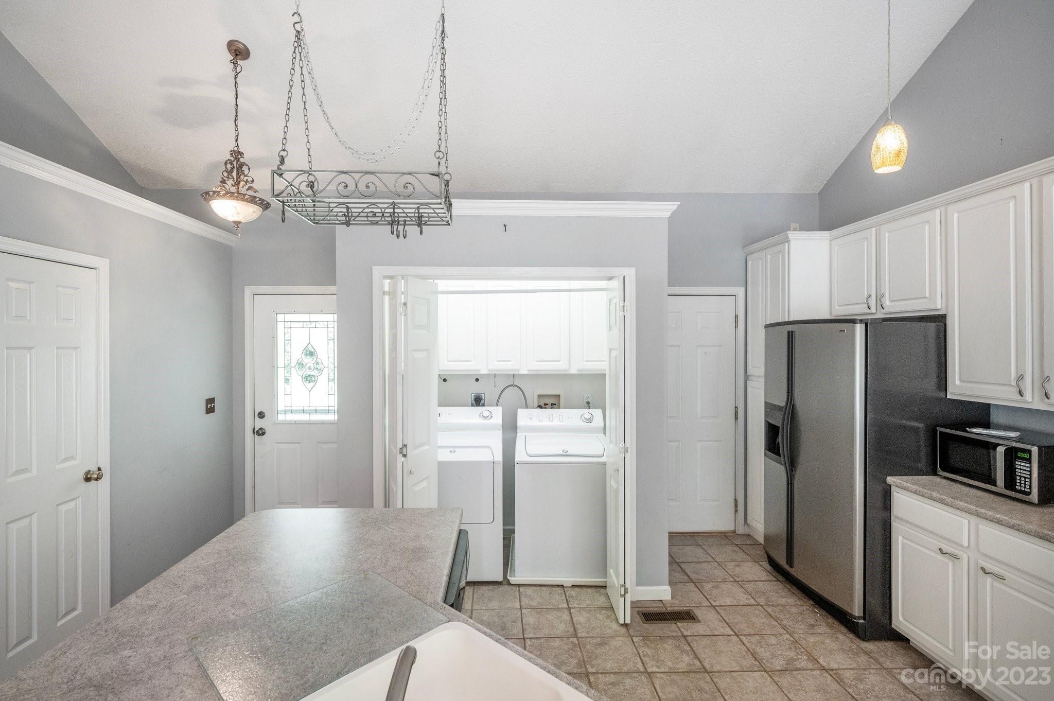 71 Mountain Ridge Lane Fletcher, NC 28732 - Photo 10 of 30 Gallery Image 10