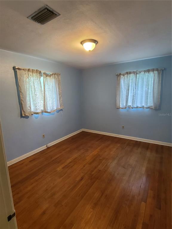 217 Northwest 36th Street Gainesville, FL 32607 - Photo 6 of 13 Gallery Image 6