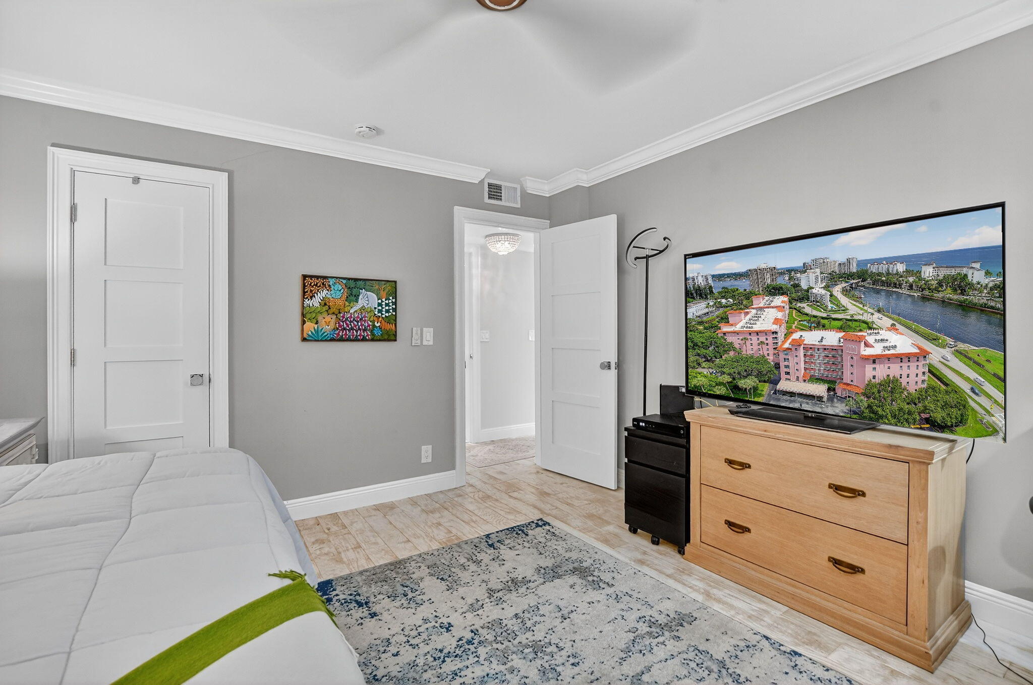 1099 South Ocean Boulevard, Unit 101S Boca Raton, FL 33432 - Photo 15 of 61 19-web-or-mls-043_DSC_0851