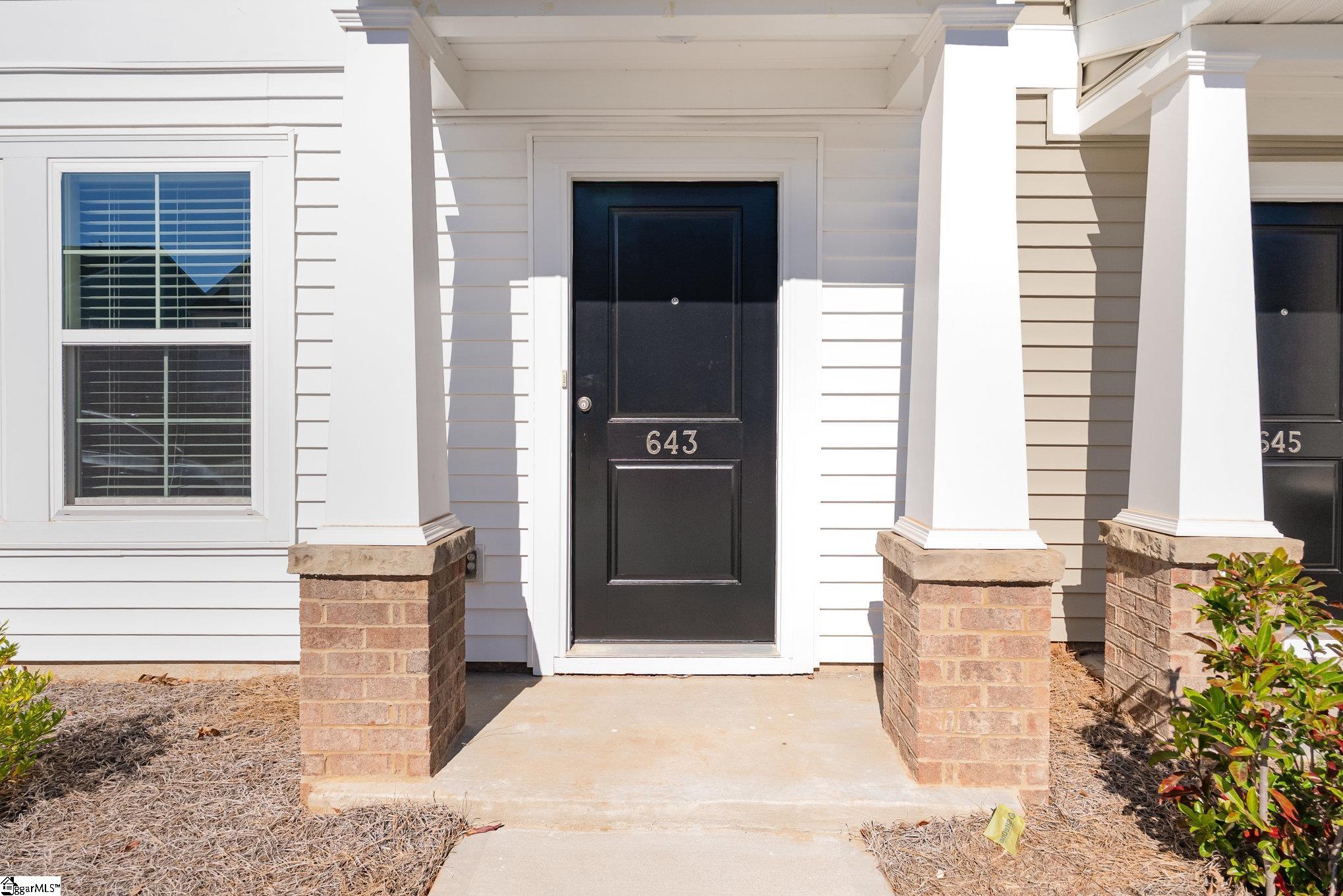 643 Blossom Run Spartanburg, SC 29307 - Photo 2 of 22