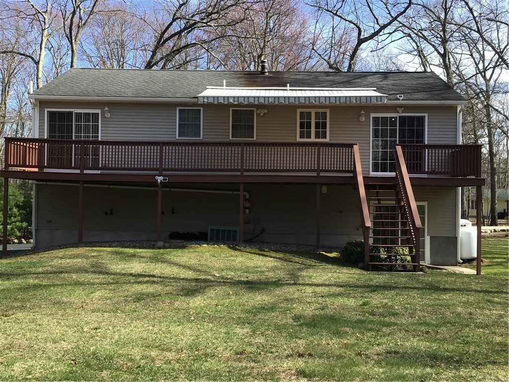 92 Limerock Road Smithfield, RI 02917 - Photo 3 of 19